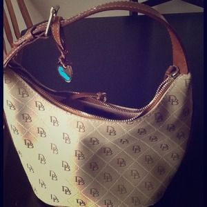 Dooney & Bourke khaki purse