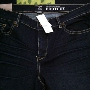 Now only $20!!!  Boot cut New York & Co. jeans