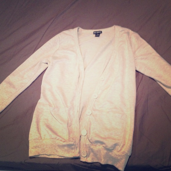 Cardigan - Picture 1 of 1