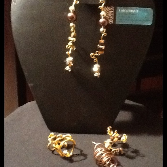 Wire Jewelry - Picture 3 of 4