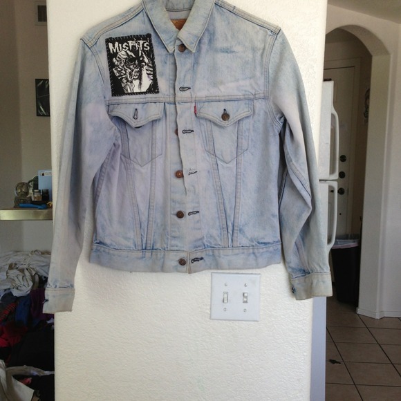 ⛔Sold⛔punk rock vintage jean jacket. Misfits!! - Picture 1 of 4