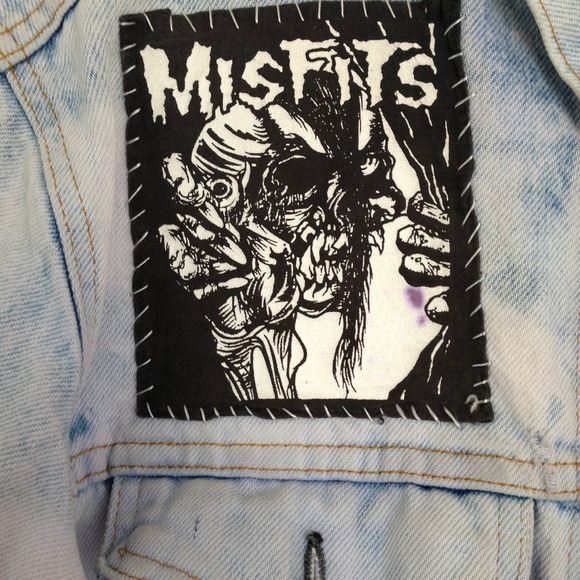 ⛔Sold⛔punk rock vintage jean jacket. Misfits!! - Picture 2 of 4