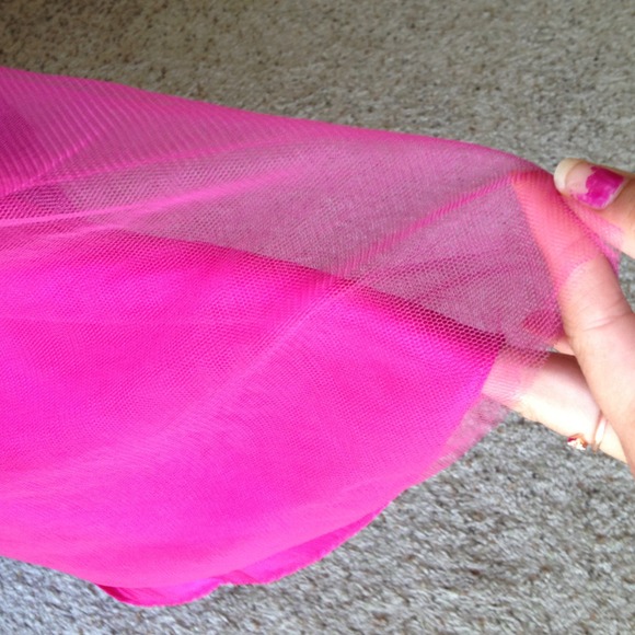 Prom dress - Picture 3 of 4