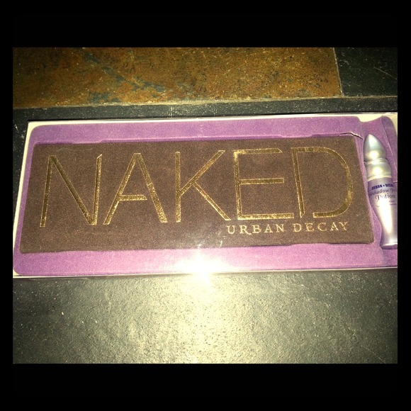 💢💢THIS IS NOW SOLD!!💢💢New Urban Decay Naked