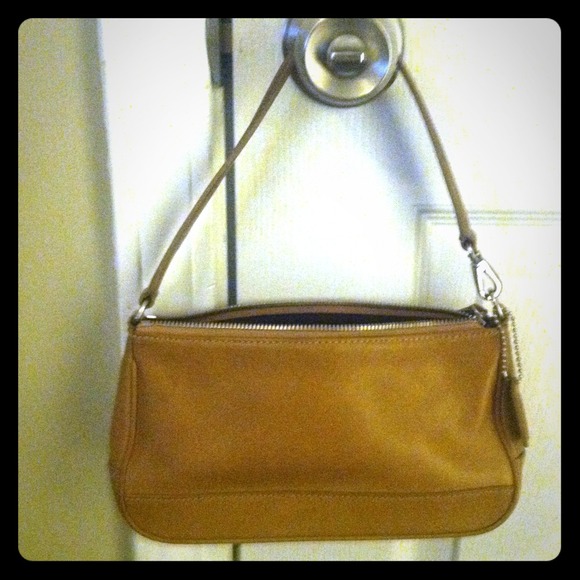 Leather coach purse - Picture 1 of 2