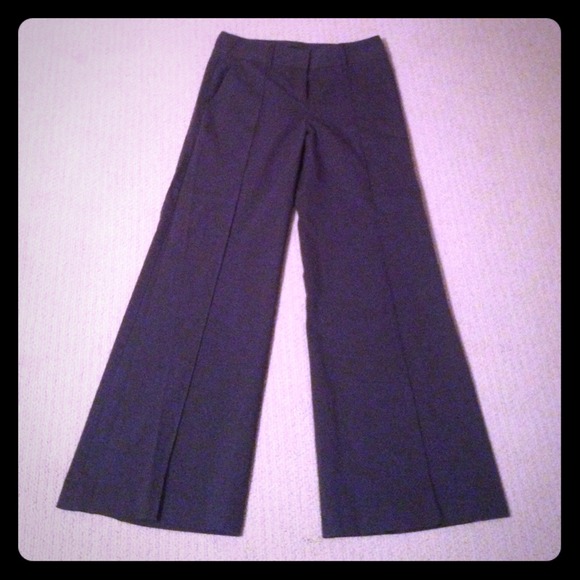 **Reduced**BCBGMaxAzria Navy Blue work pant - Picture 1 of 4