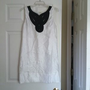 Black and White Maggy L dress