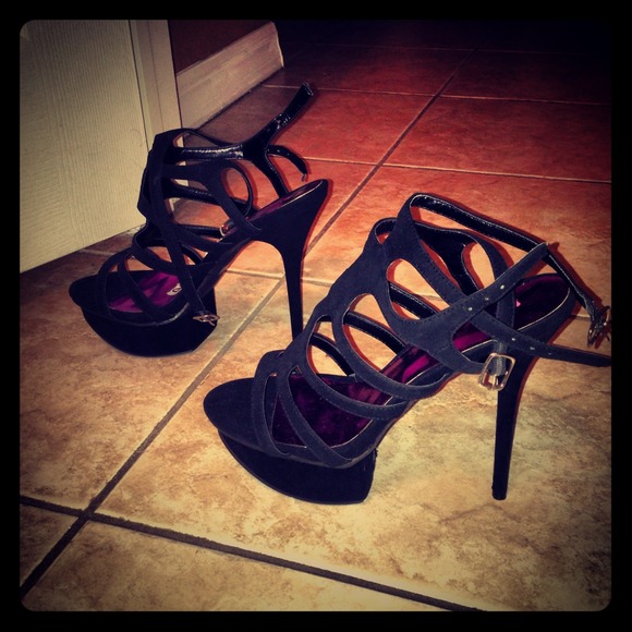 Shoes - 🔴REDUCED! Black high heels