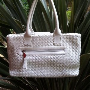 SOLD.................white woven Donald Pliner bag