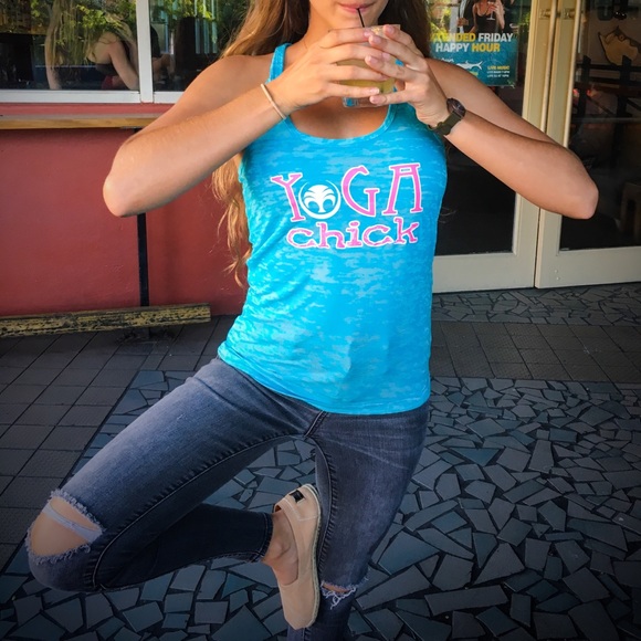“Yoga chick” in all sizes! By @skinnybuddha - Picture 3 of 3
