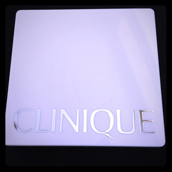 Clinique make up compact.