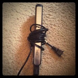 Conair hair straightener