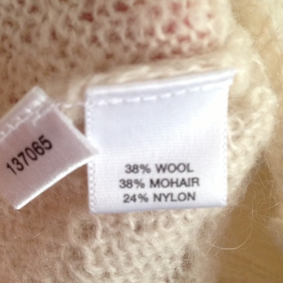 Cream light knit sweater - Picture 4 of 4