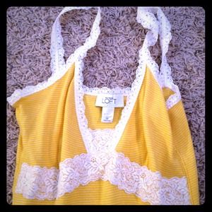 BUNDLED Ann Taylor lacy tank 🌞