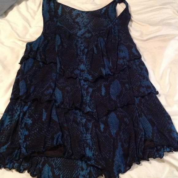 🌷🌷NWOT express Top🌷🌷