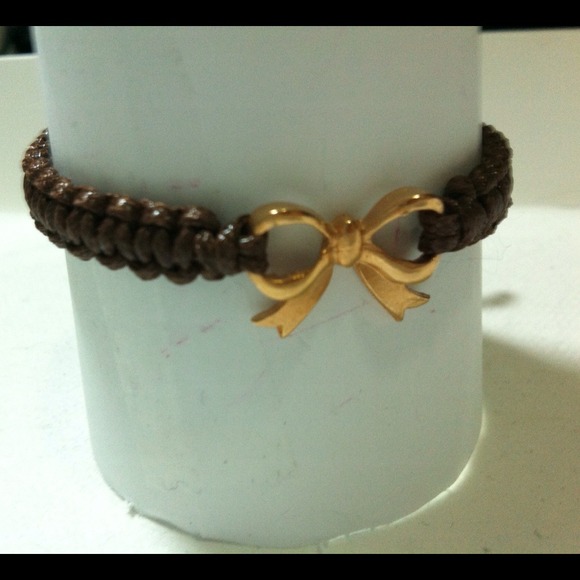 Golden rose snood bracelet.