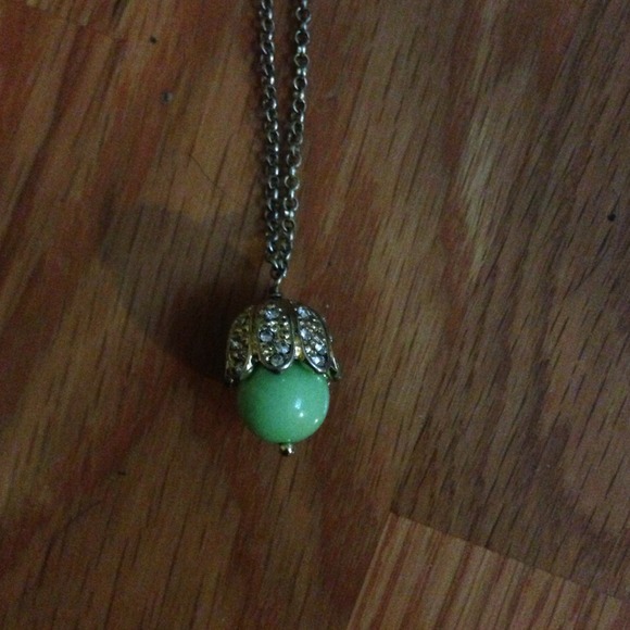 *SOLD* Free Press Necklace