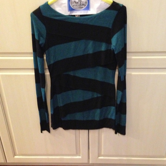 Bailey 44 long sleeve tunic