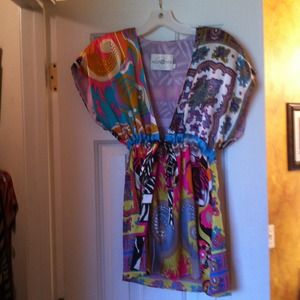 Beautiful floral plunge line top very sexy