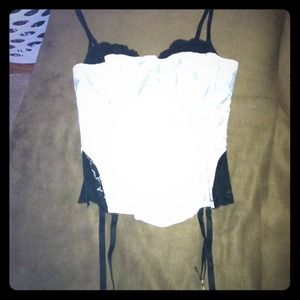 ❌SOLD❌Fredrick's B/W corset.