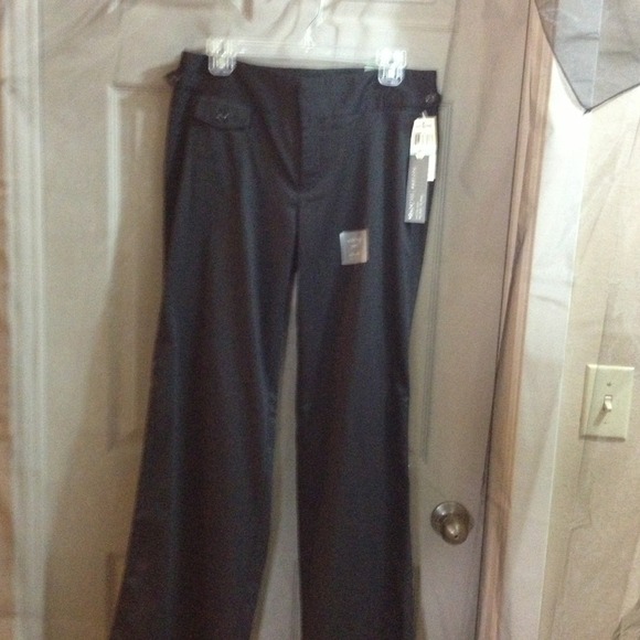 NEW casual black pants by Deckers. $28 off list $$