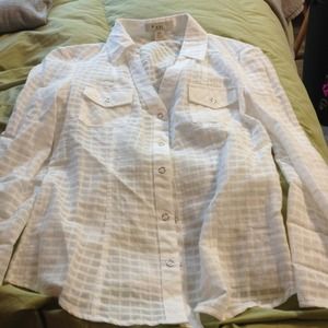 SOLD Brand new Forever 21 white blouse!