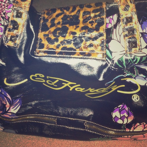 For Lisa!!!!Ed hardy large bag