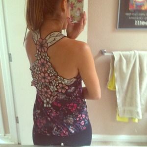 Floral print tank cut out! Reserved