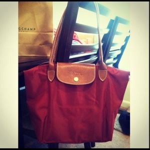 🚫SOLD!!!🚫Maroon Longchamp Le Pilage tote