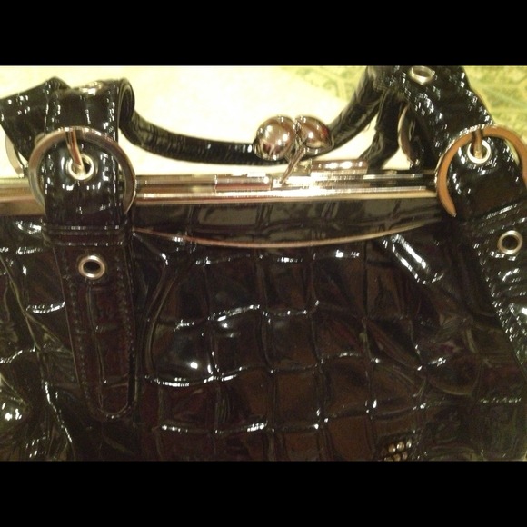 Purse - Picture 2 of 3
