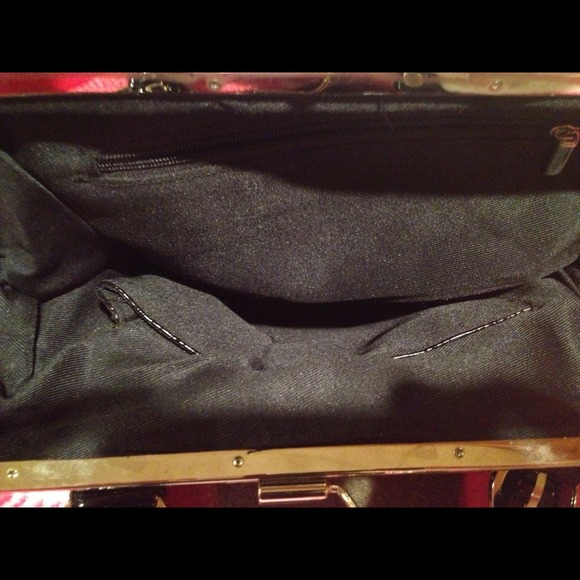 Purse - Picture 3 of 3