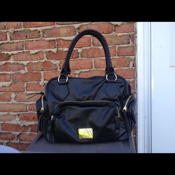 ❤😍❤ Brand New A/X Handbag and match wallet - Picture 2 of 4