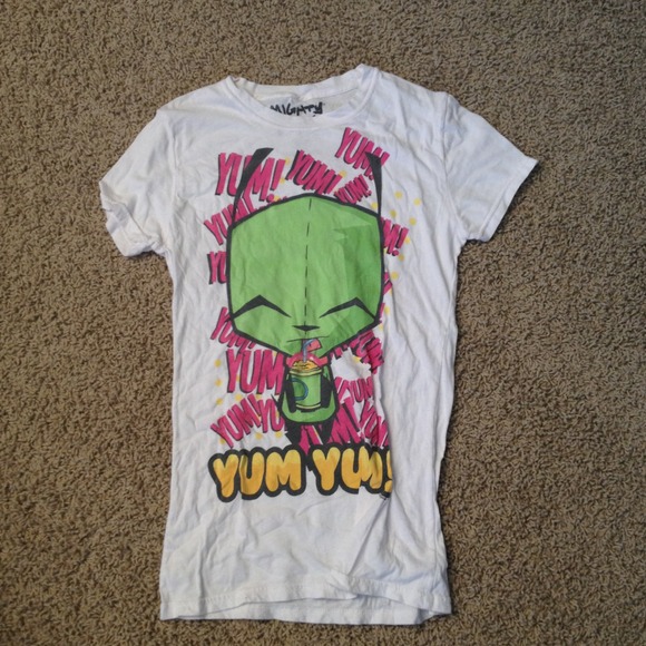 ✋Sold✋White GiR T-shirt