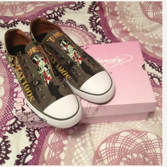 Size 9 Ed hardy shoes