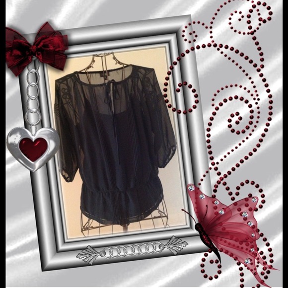 Mossimo Tops - 🔴🔴SOLD🔴🔴Very Elegant Black Sheer Top