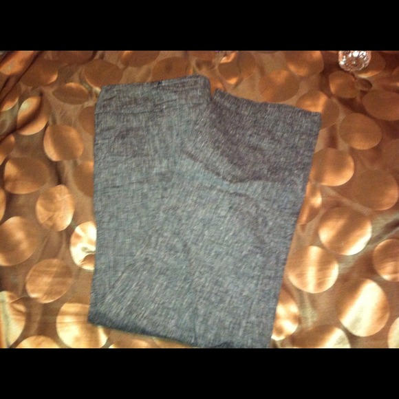 Black tweed print slacks.