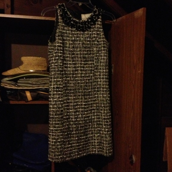 Gorgeous tweed white and black classic dress