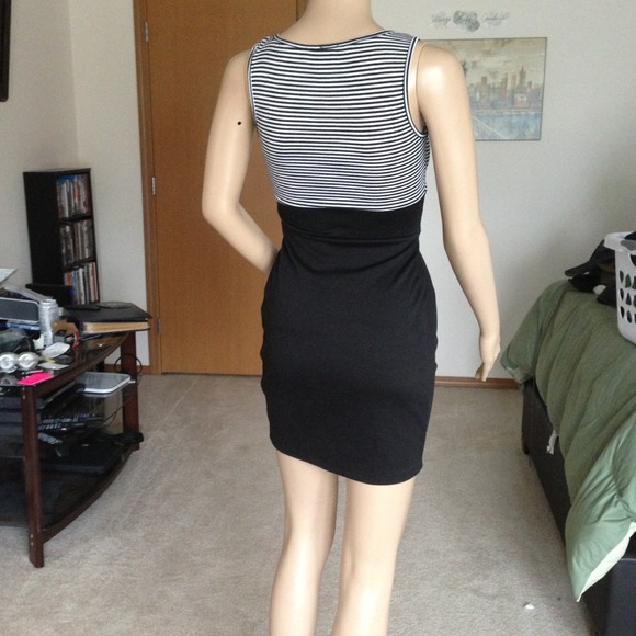 Mini Dress - Picture 3 of 4