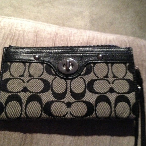 SOLD - Picture 4 of 4