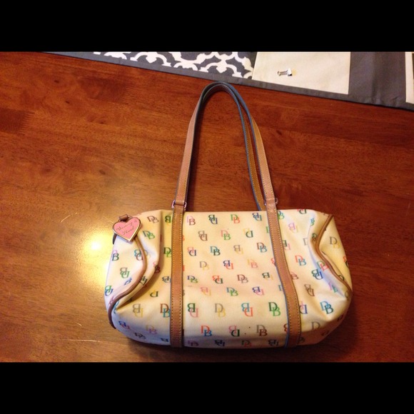 🚫Sold in bundle to @kcarson1🚫Dooney & Bourke