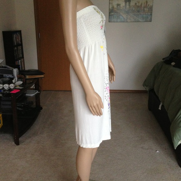 White Halter Dress - Picture 3 of 4