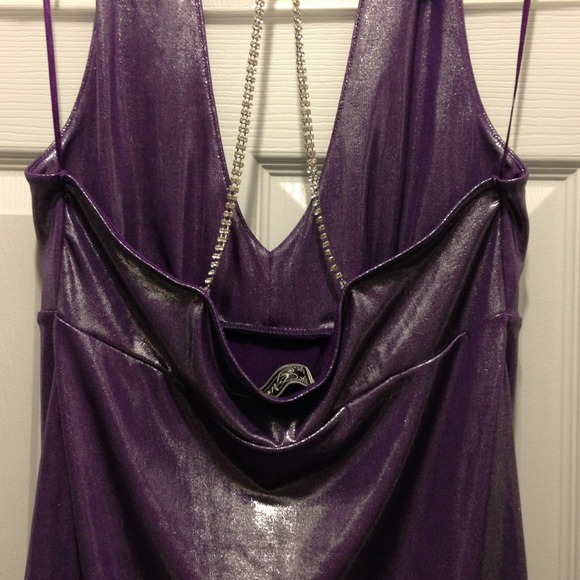 Purple shimmer halter top - Picture 3 of 3
