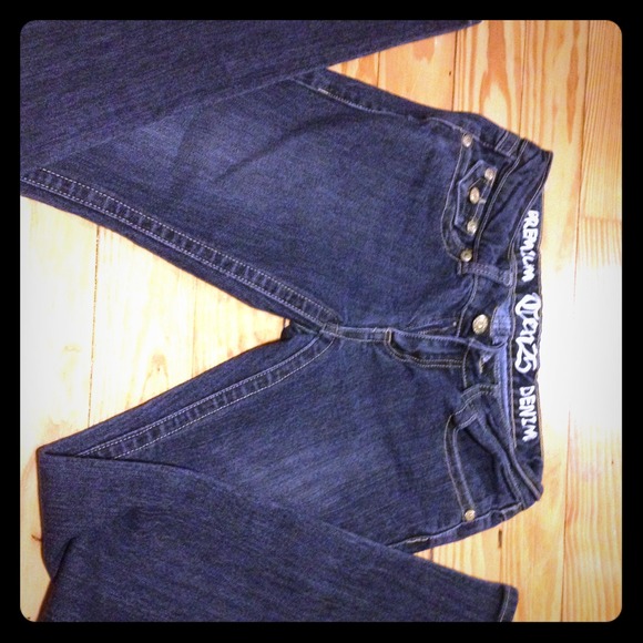 Jeans with gold pockets!!