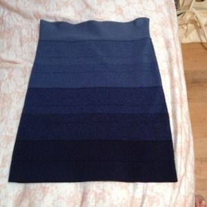 BCBG power skirt