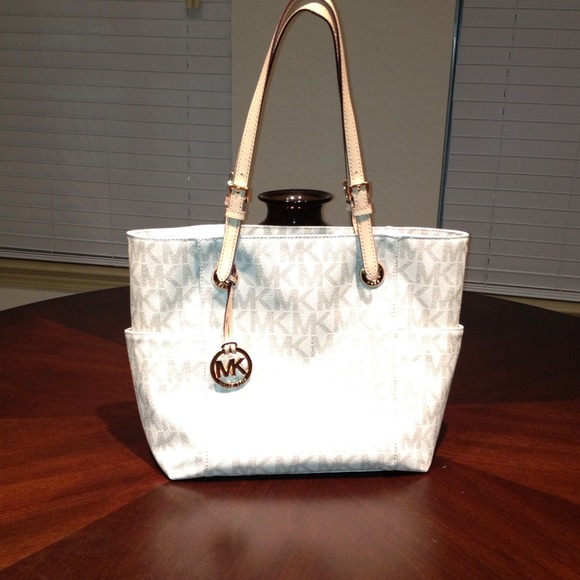 Authentic Michael Kors Tote