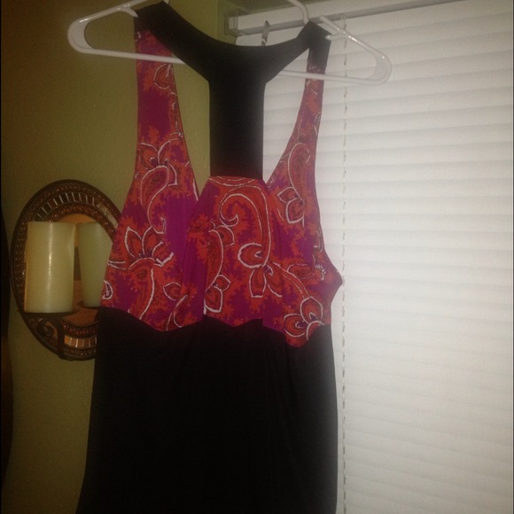 Patterned Tank Top. - Picture 2 of 2