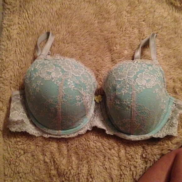 38C lined Demi dram Angels bra vs brand