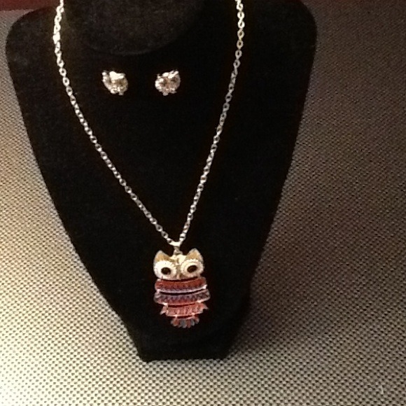 PGR owl necklace and earrings set