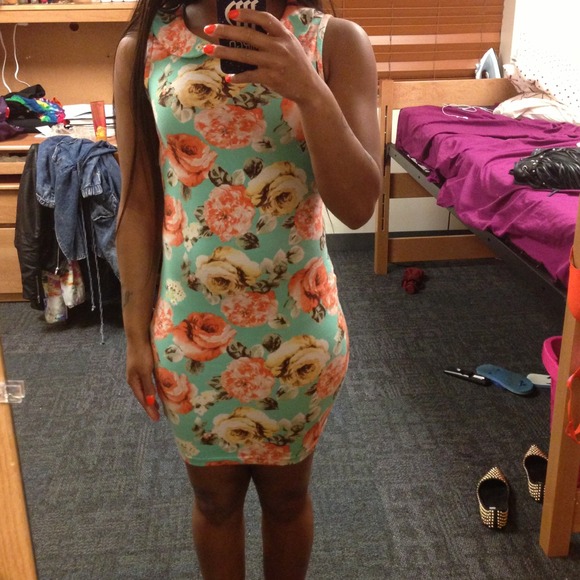 Floral print dress great for warm weather