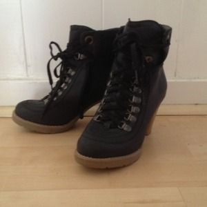 Bundle for @lilyistrumex